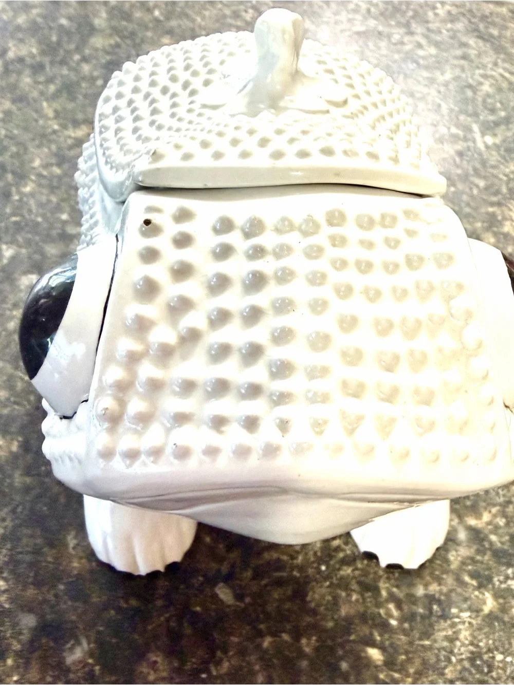 Vintage Italian ceramic hobnail frog cachepot with lid